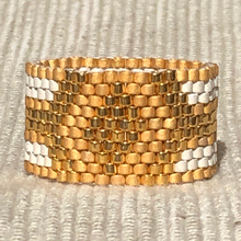 Load image into Gallery viewer, Via Nona Malibu woven ring in matte and shiny gold and matte silver